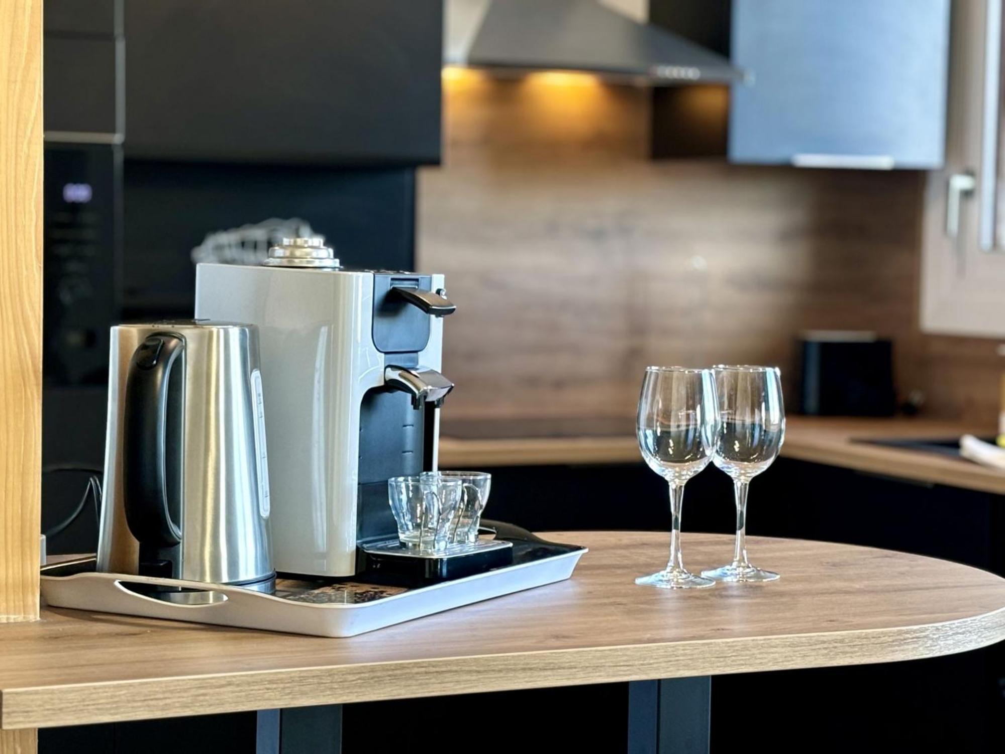 Le Point Virgule - Parking Prive - Climatisation Apartment Montauban Bagian luar foto